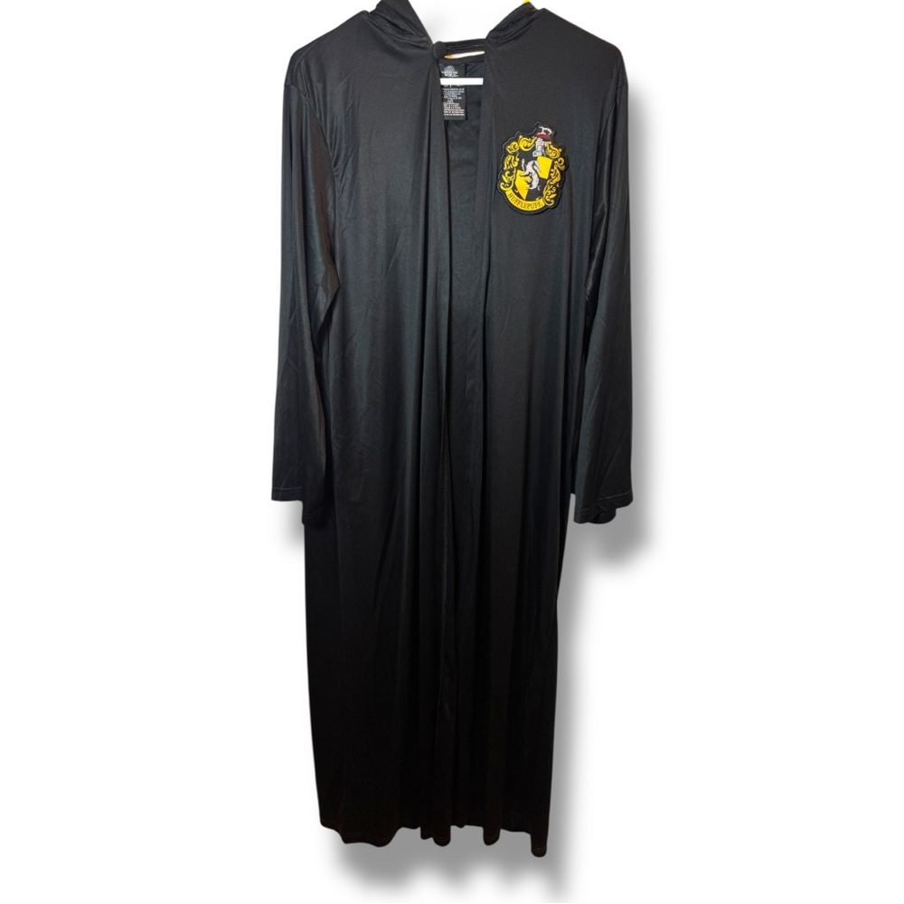 Harry Potter Adult OS Black Yellow Hufflepuff Crest Fandom Cosplay Hooded Robe